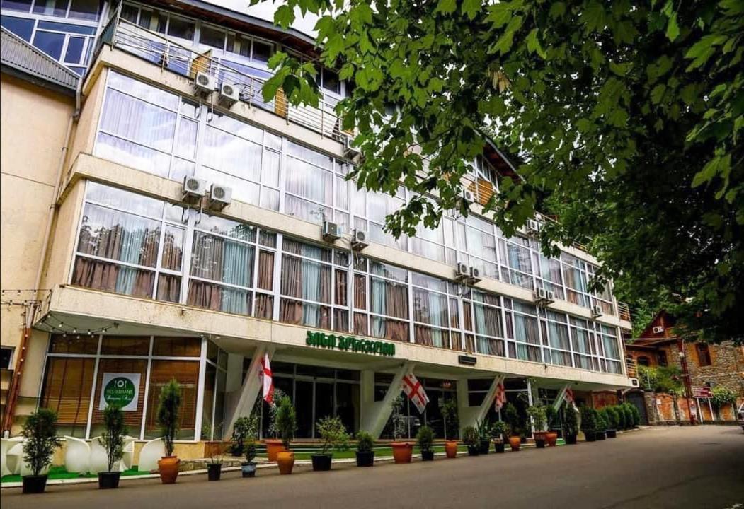 Hotel Borjomi Aisi Боржоми Екстериор снимка