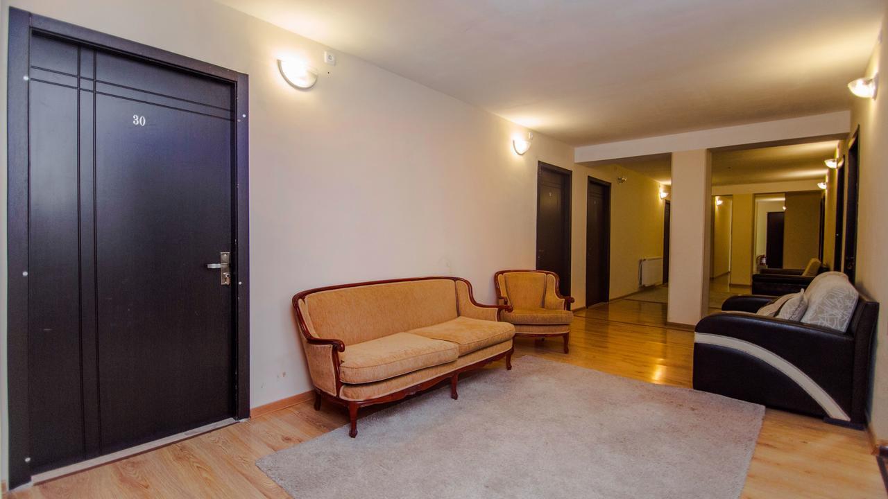 Hotel Borjomi Aisi Боржоми Екстериор снимка