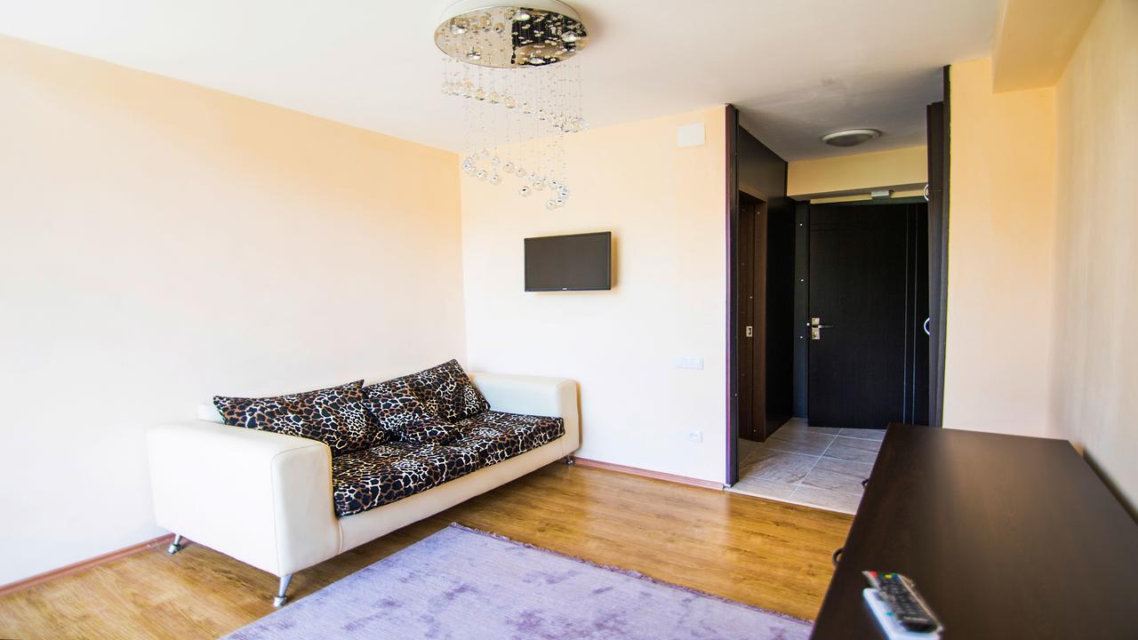 Hotel Borjomi Aisi Боржоми Екстериор снимка