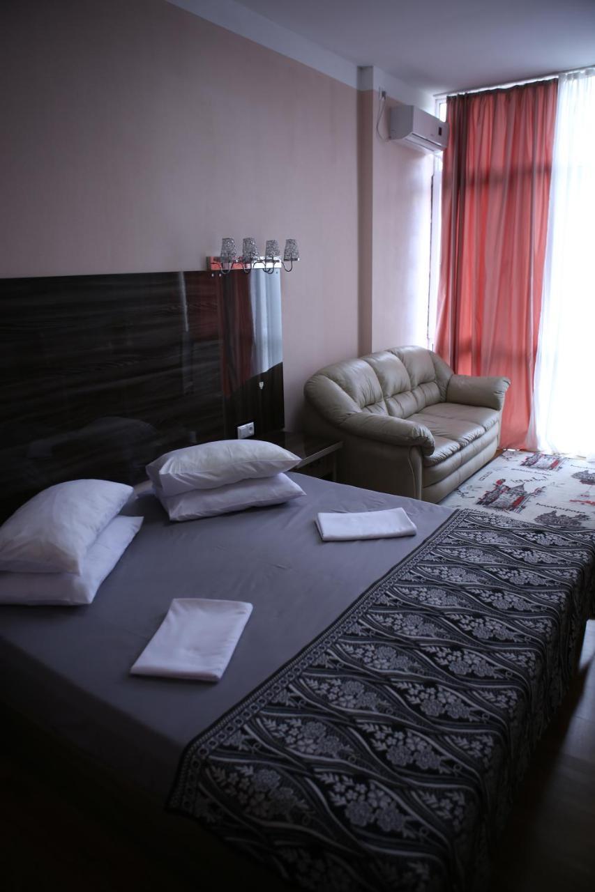 Hotel Borjomi Aisi Боржоми Екстериор снимка