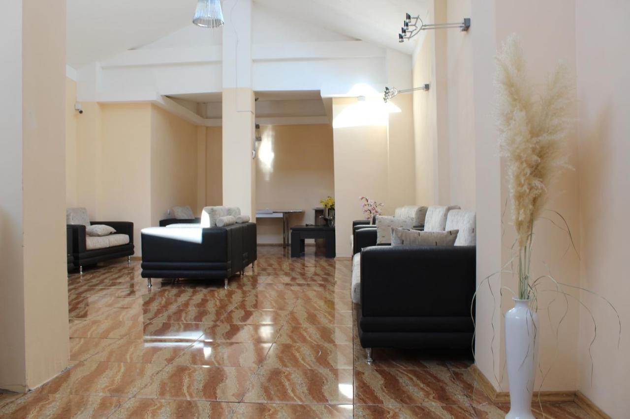 Hotel Borjomi Aisi Боржоми Екстериор снимка